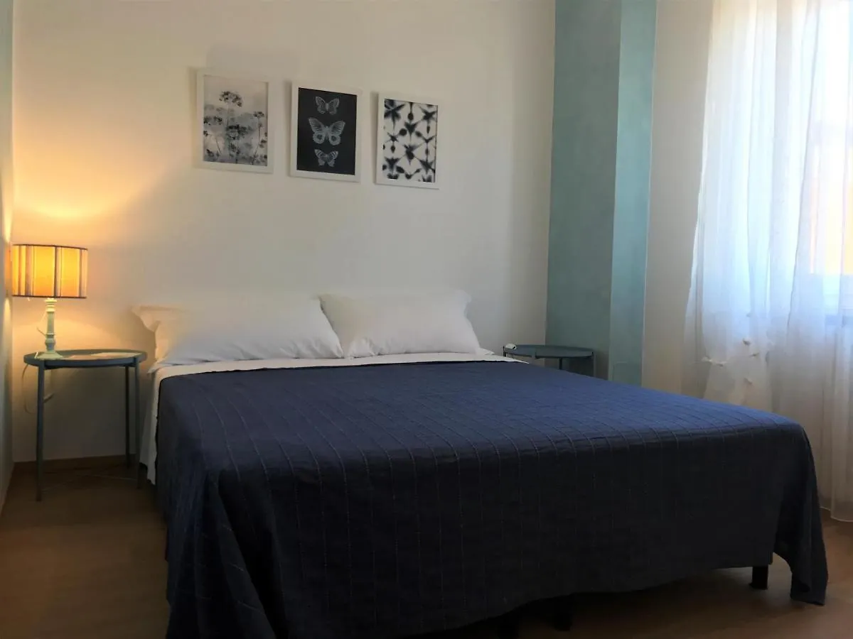 Corte Colori Colà 0*,  Italia