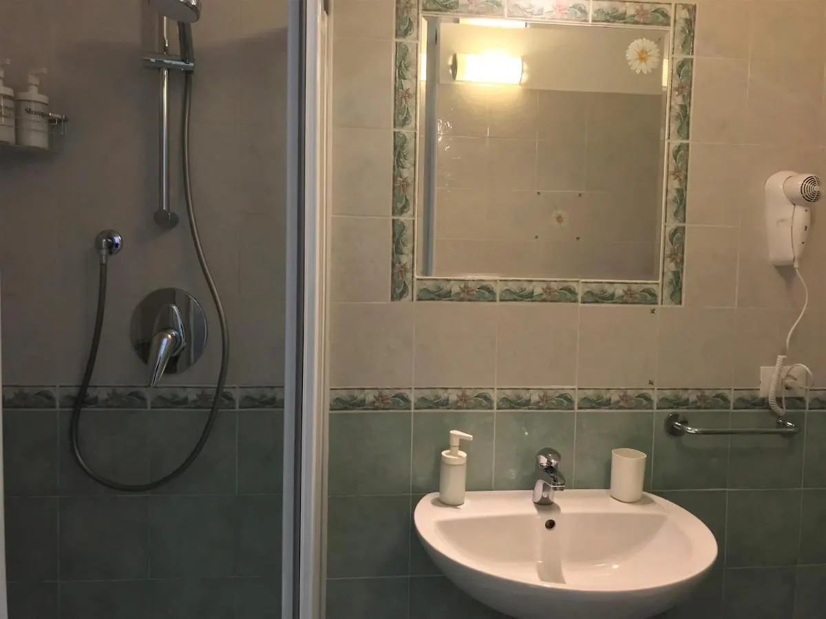 Guest house Corte Colori Cola  Italy